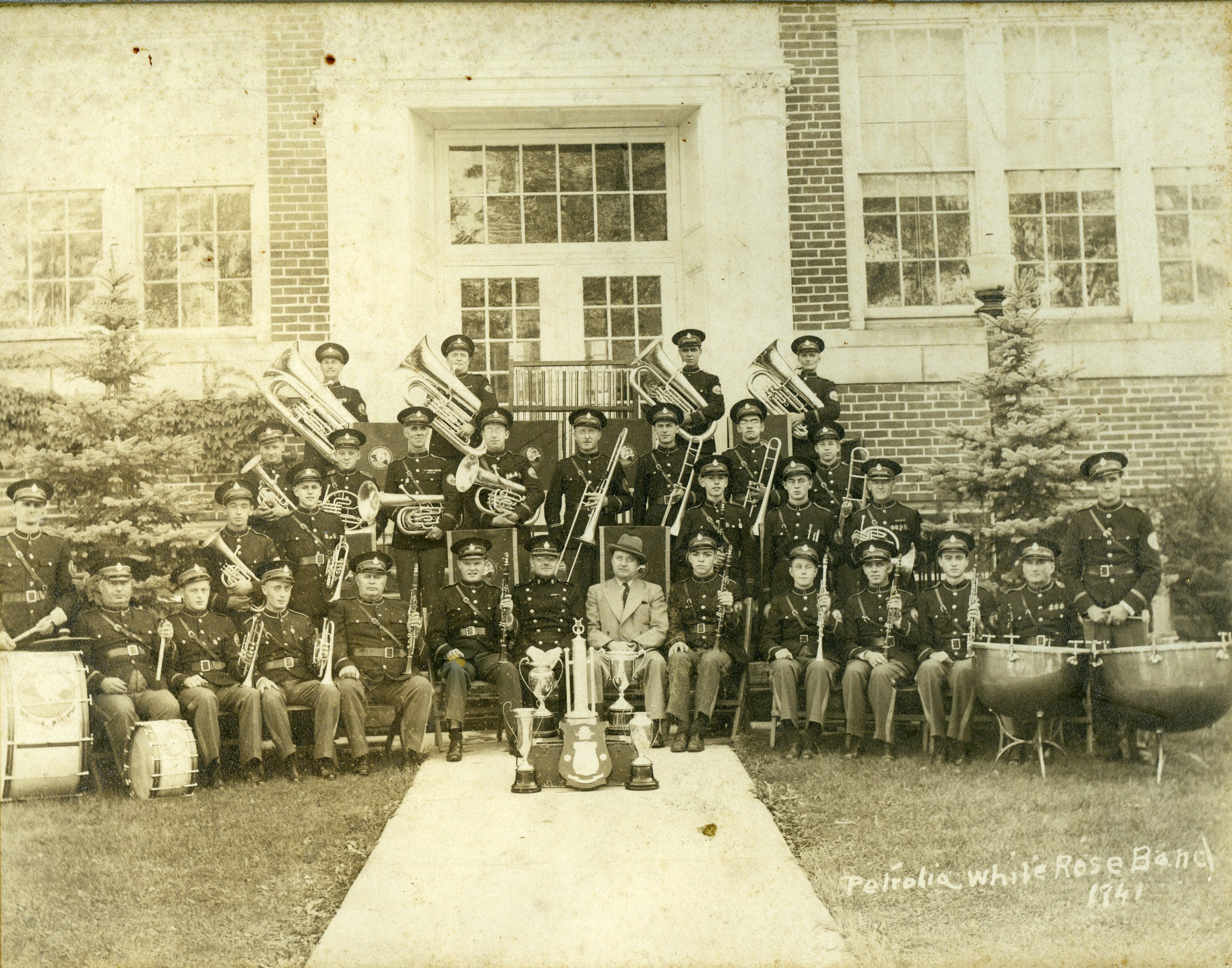 Petrolia White Rose Band